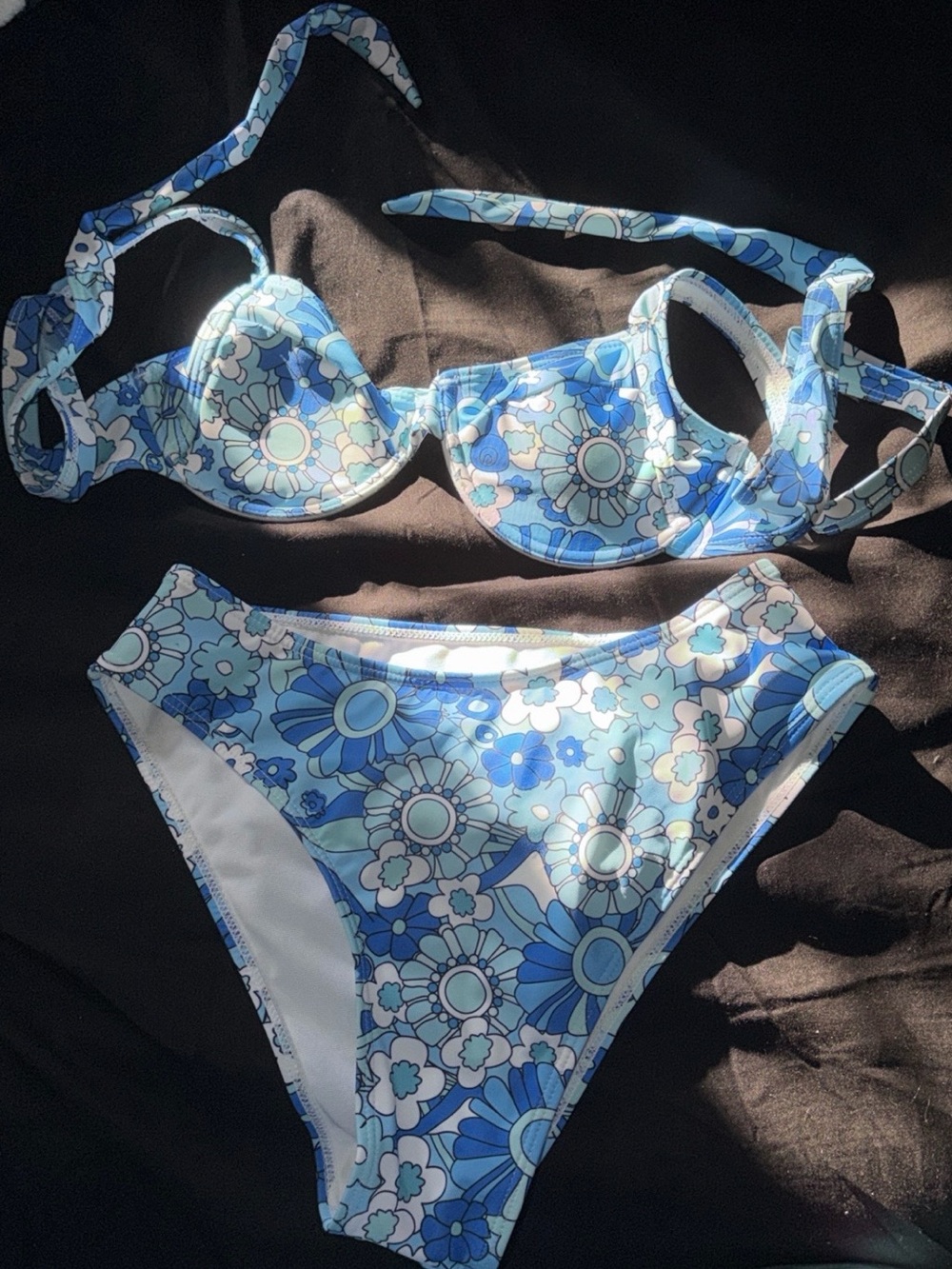SHEIN Women’s Blue Floral Underwire Bikini Set